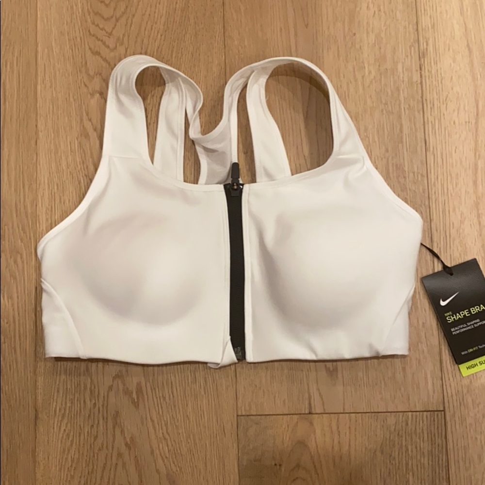 Brand new never worn Nike Sports Shape Bra